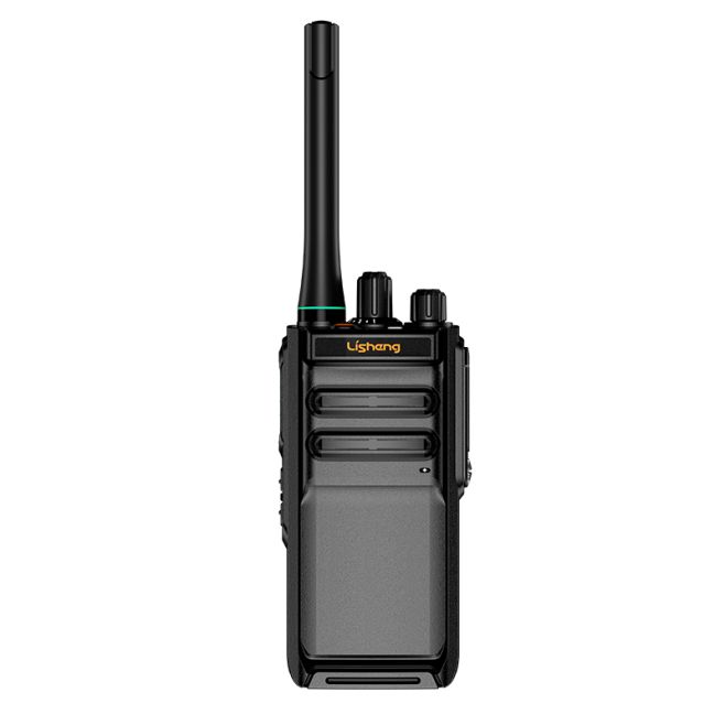 Водонепроникні DMR радіостанції IP68